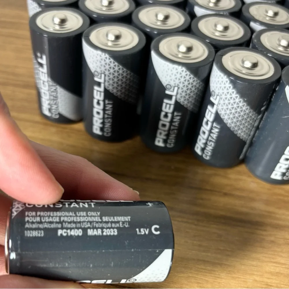 24 Procell by Duracell Alkaline C Batteries, [150V] New